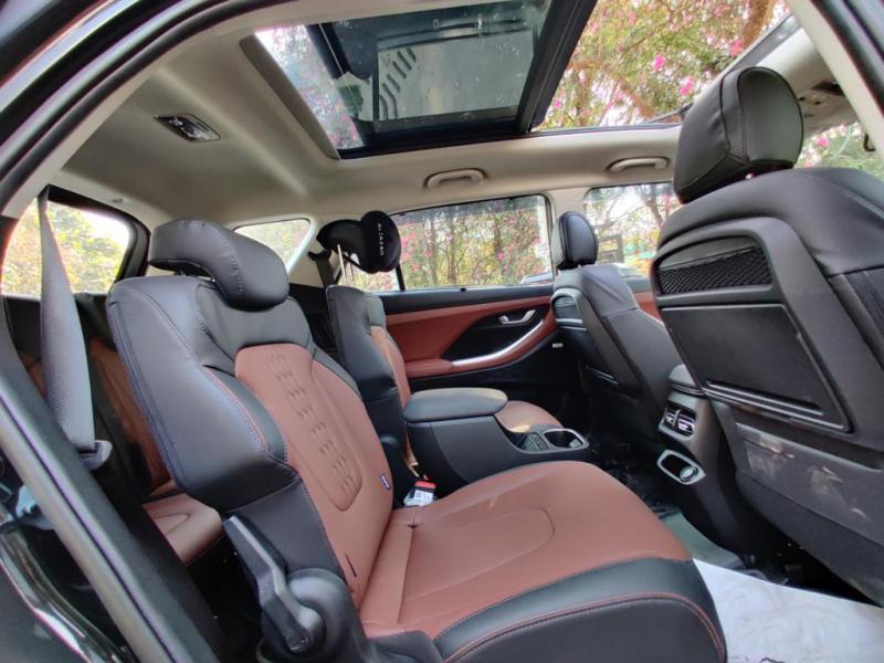 Hyundai Alcazar Signature 6 STR 2.0 Petrol 2021