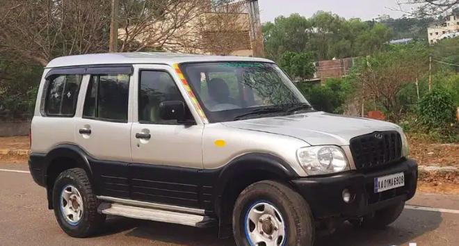 Mahindra Scorpio DX 2.6 TURBO 7 STR 2005