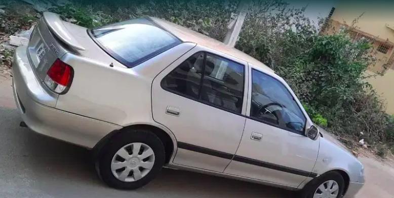 Maruti Suzuki Esteem VXi 2005