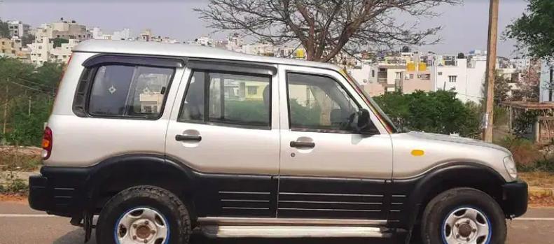 Mahindra Scorpio DX 2.6 TURBO 7 STR 2005