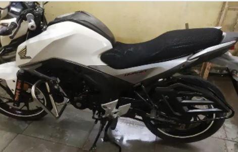 Honda CB Hornet 160R STD 2016