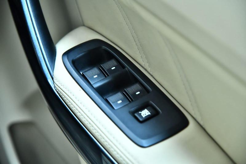 Ford Endeavour Titanium Plus 2.0 4x2 AT BS6 2020