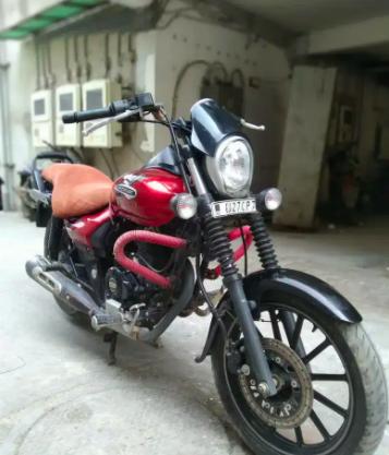 Bajaj Avenger Street 180 2019