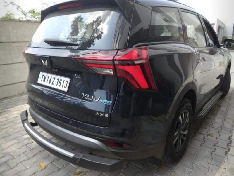 Mahindra XUV700 AX 5 Petrol MT 7 STR 2022