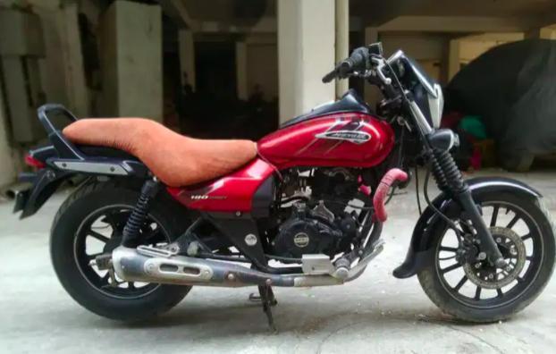 Bajaj Avenger Street 180 2019