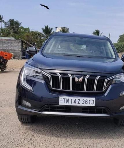 Mahindra XUV700 AX 5 Petrol MT 7 STR 2022