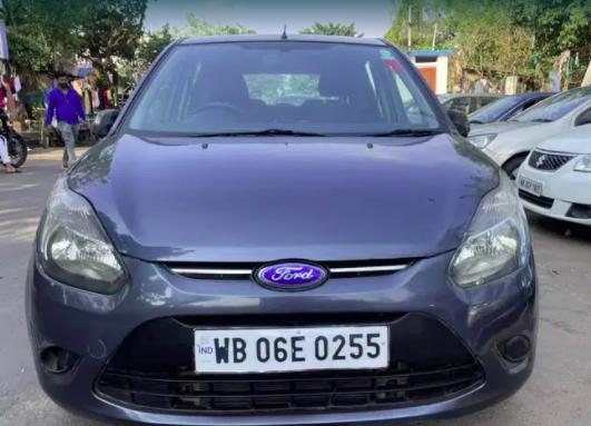 Ford Figo 1.2P TITANIUM MT 2010