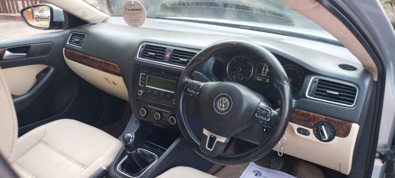 Volkswagen Jetta 2.0L TDI Comfortline 2013