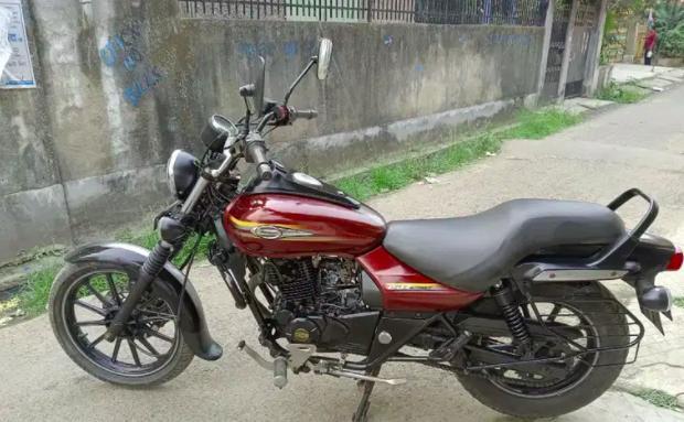 Bajaj Avenger Street 150 2017
