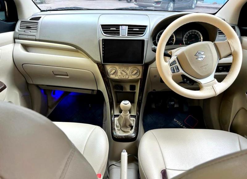 Maruti Suzuki Ertiga VXi CNG 2017