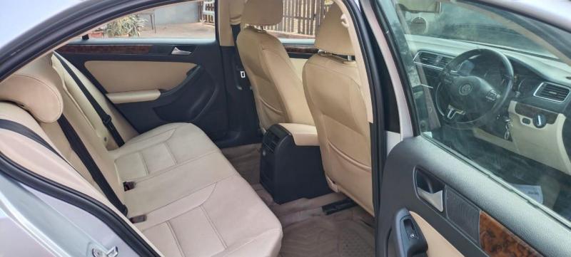 Volkswagen Jetta 2.0L TDI Comfortline 2013