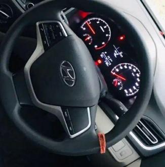 Hyundai Verna SX 1.5 VTVT IVT 2022