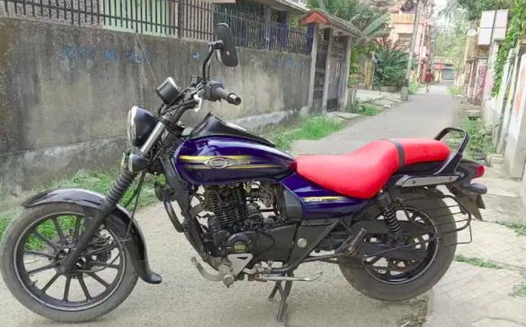 Bajaj Avenger Street 150 2017