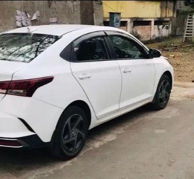 Hyundai Verna SX 1.5 VTVT IVT 2022