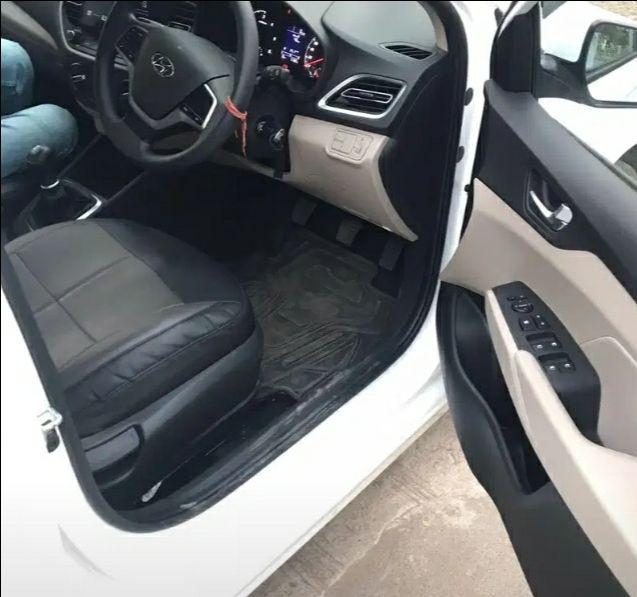 Hyundai Verna SX 1.5 VTVT IVT 2022