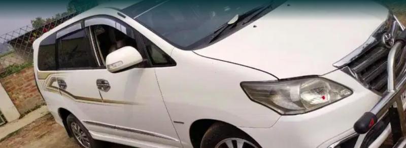 Toyota Innova 2.5 V 8 STR 2016