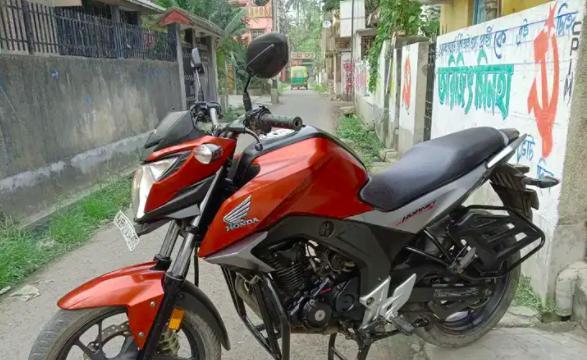 Honda CB Hornet 160R CBS 2016