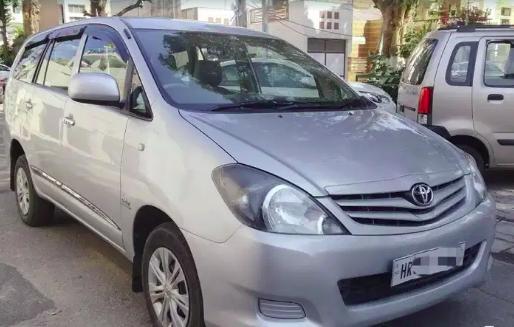 Toyota Innova 2.5 G 7 STR BS IV 2011