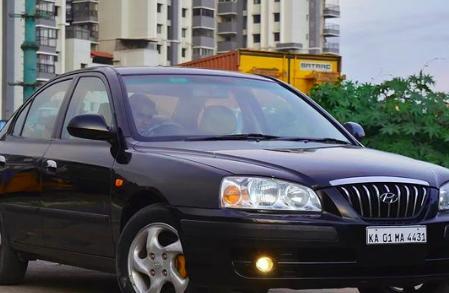 Hyundai Elantra GLS 2004