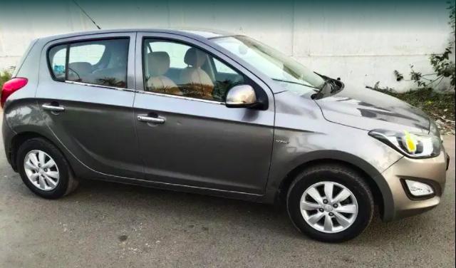 Hyundai i20 Sportz 1.2 2012