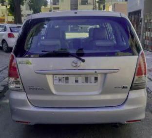 Toyota Innova 2.5 G 7 STR BS IV 2011