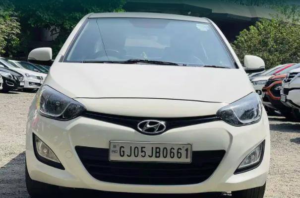 Hyundai i20 Sportz 1.2 2012