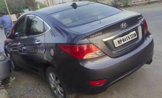 Hyundai Verna CRDI 1.6 EX AT 2013