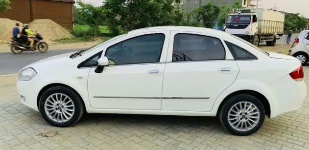 Fiat Linea Emotion 1.3 2013