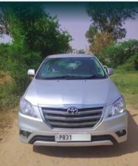 Toyota Innova 2.5 G 7 STR BS IV 2014