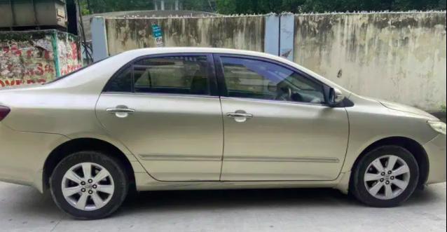 Toyota Corolla Altis D-4D G 2010