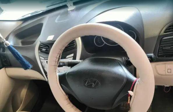 Hyundai Eon Magna + 2016