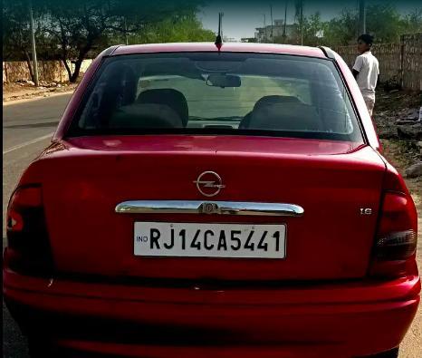 Opel Corsa 1.6 ROYALE 2005