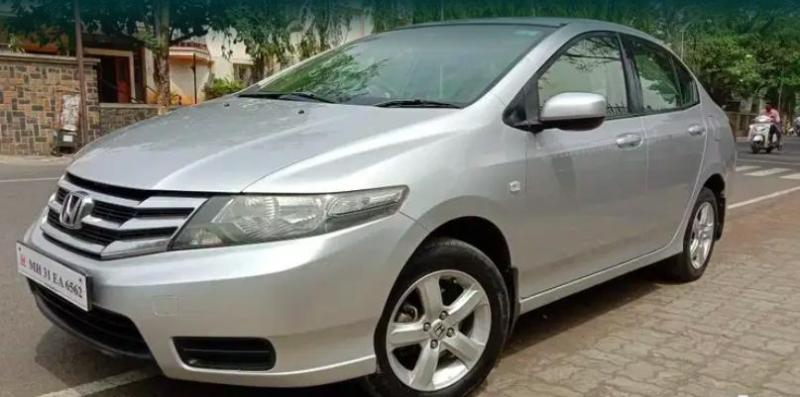 Honda City V i-VTEC 2012