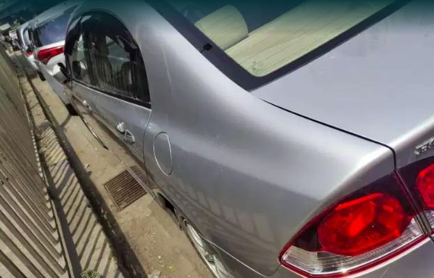 Honda Civic 1.8 V 2011