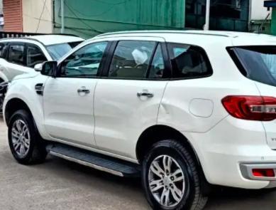 Ford Endeavour Titanium 2.2 4x2 AT 2019