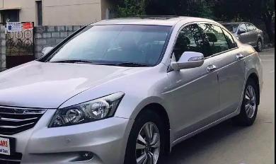 Honda Accord 2.4 AT 2012
