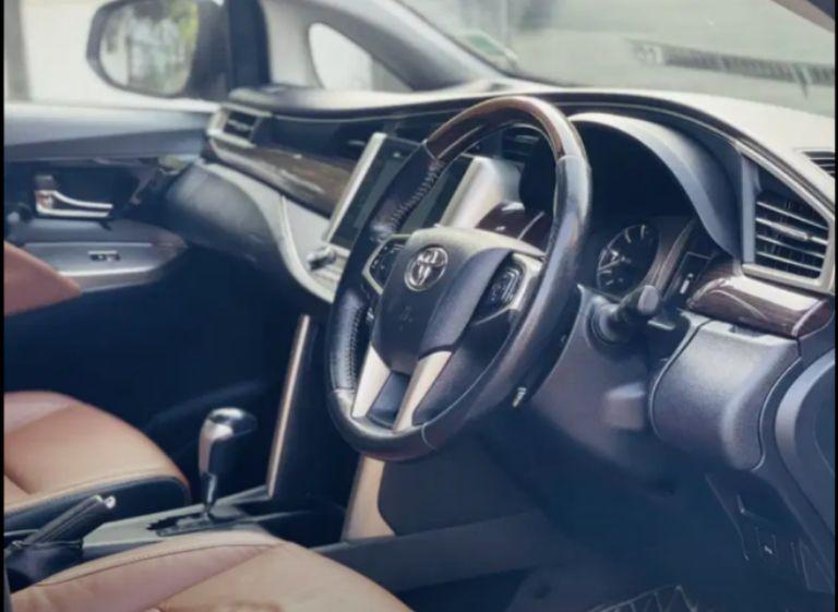 Toyota Innova Crysta 2.4 G 7 STR BS6 2021