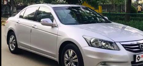 Honda Accord 2.4 AT 2012