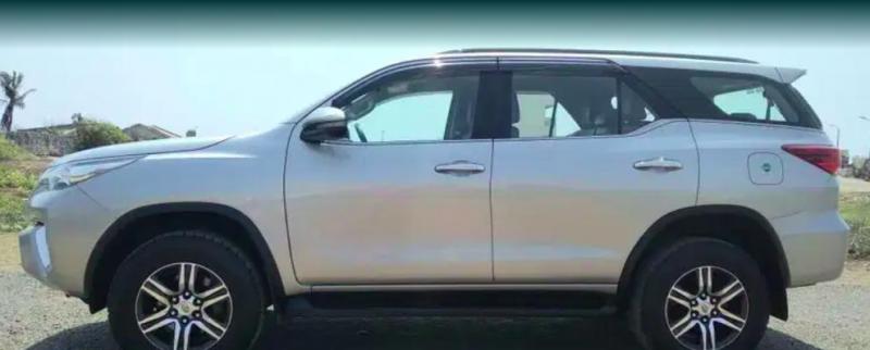 Toyota Fortuner 2.7 4x2 MT 2018