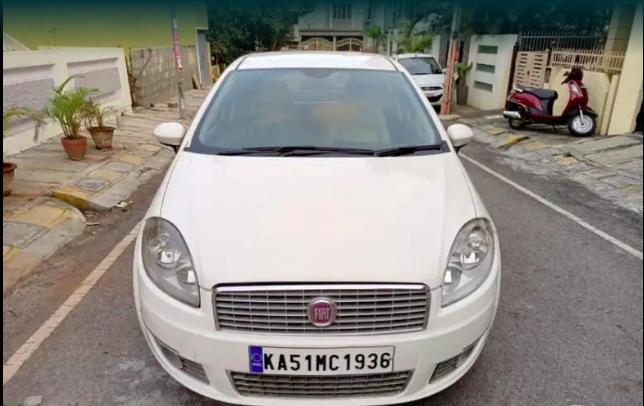Fiat Linea EMOTION 1.4 2012