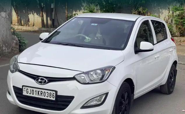 Hyundai i20 Sportz 1.4 CRDi 2012