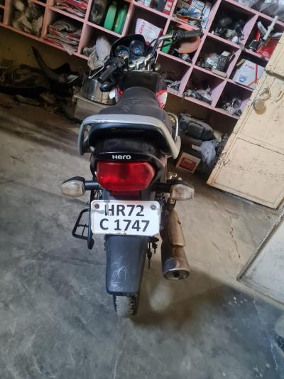 Hero HF Deluxe self Alloy 100cc 2017