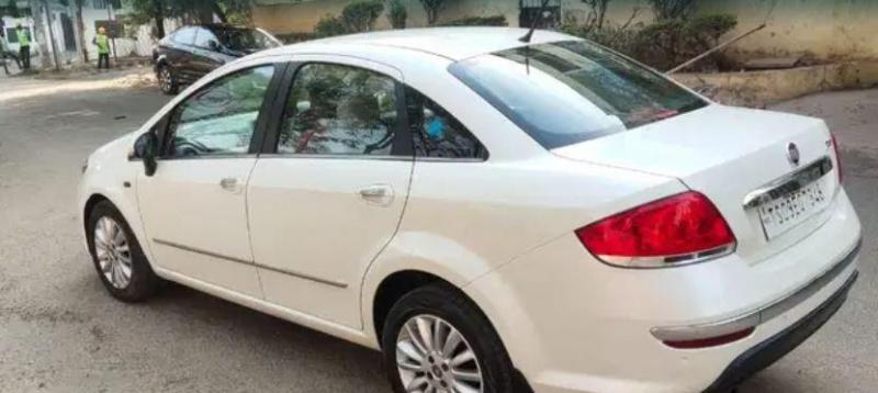 Fiat Linea Emotion Multijet 1.3 2015