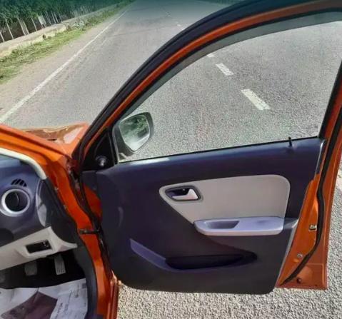 Maruti Suzuki Alto K10 VXi 2015