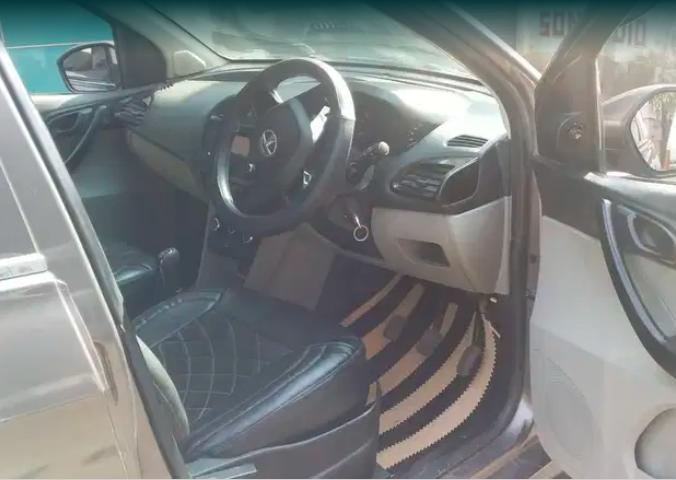 Tata Tiago Revotron XT 2018