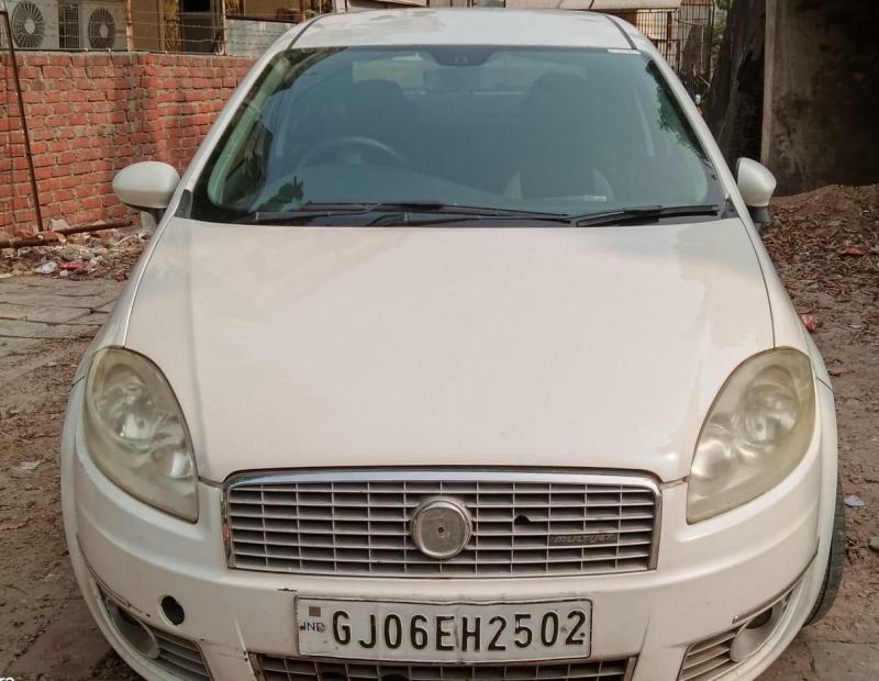 Fiat Linea Emotion Multijet 1.3 2011