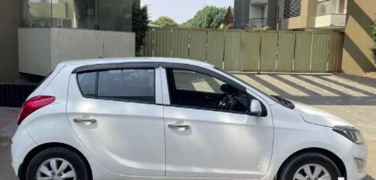 Hyundai i20 Sportz 1.4 CRDi 2013