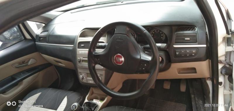 Fiat Linea Emotion Multijet 1.3 2011