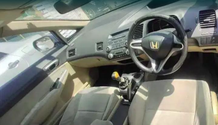 Honda Civic 1.8 I-VTEC 2006