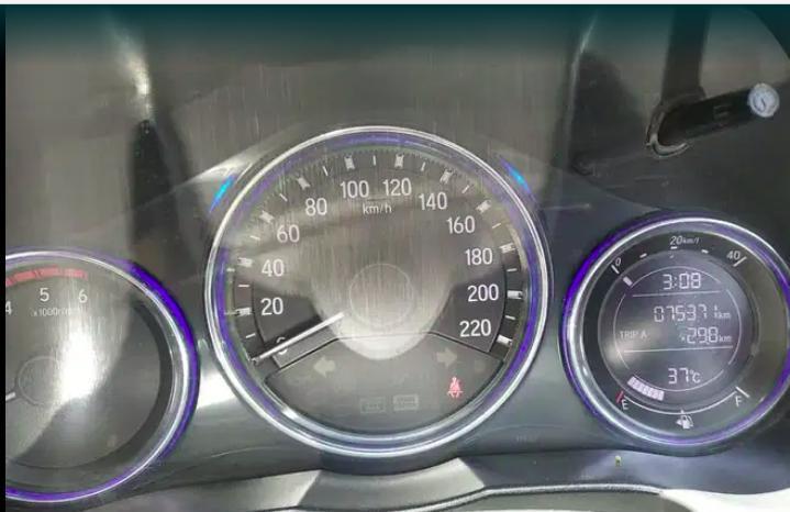 Honda City VX i-DTEC 2014